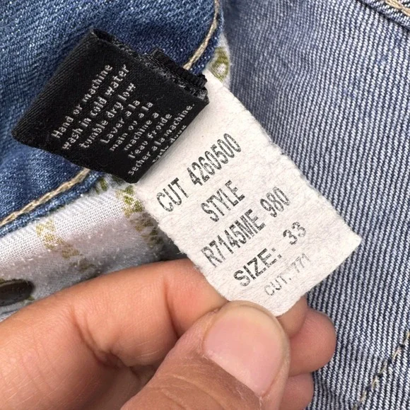 William Rast Jeans Blue Denim Bootcut Leg Distressed Faded Button Fly Size 33 - Picture 5 of 8